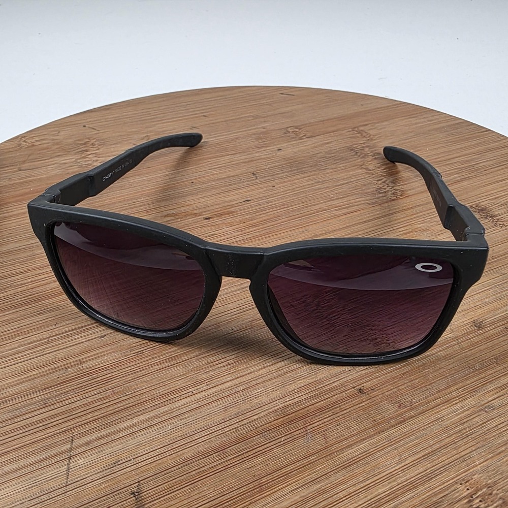 Oakley ZL009272 Sunglasses Mens 56-17-128 Black Purple Tinted Square Wrap USA